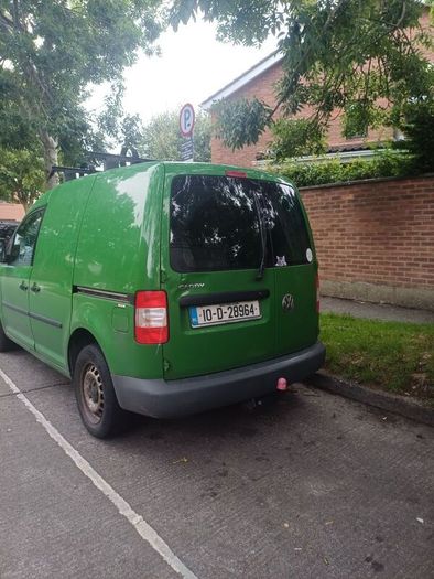 Volkwagon Caddy van