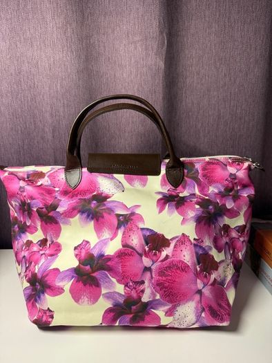 Longchamp
