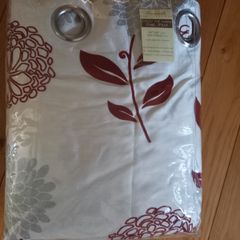 2 pairs of new curtains