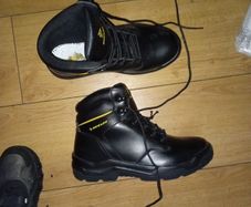 work boots brand new never used
