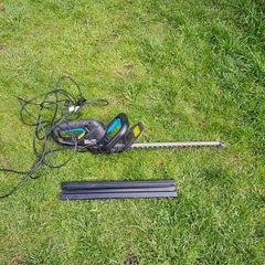 hedge trimmer
