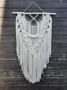Macrame for wallhanging