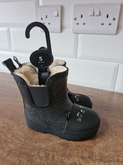 Super cute M&S wellies size 5 (21.5) BNWT