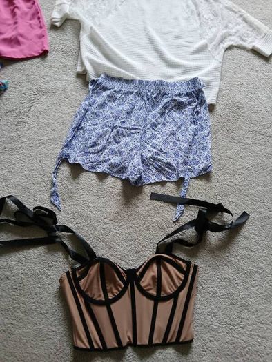Ladies summer clothes bundle size mix of size  S/8