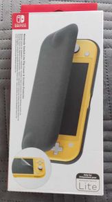 Nintendo Switch Lite Flip Case and Screen Protector