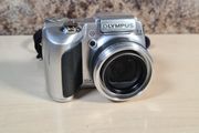 Olympus Sp-510uz Digital Camera 7.1mp Mega Pixel Takes 4 X Aa Batteries