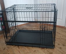 Medium dog crate