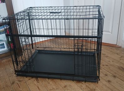 Medium dog crate