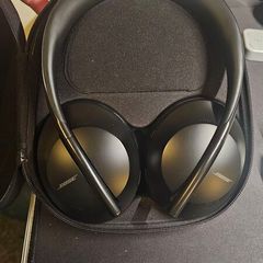 Bose 700 Noise Cancelling Headphones