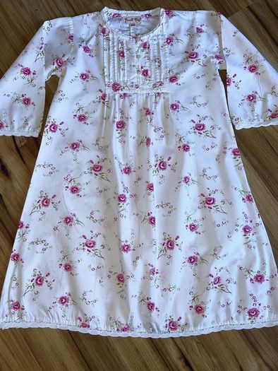 Powell craft nightdress age 6-7 excellent condition!