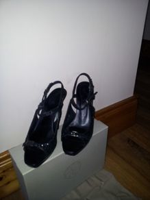 Hoss Intropia designer leather sandals