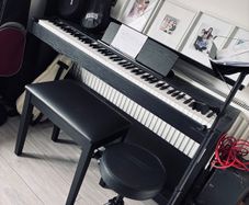 piano and bench