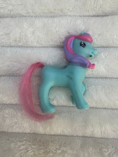 Vintage Hasbro My Little Pony MLP McDonalds Happy Meal G2 Used Her neck is too loose Please see pictures