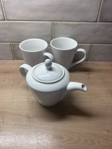 Small White Teapot and 2 Mugs