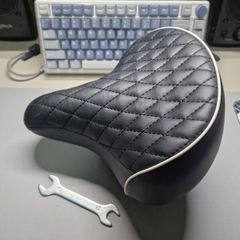 GreLiving Bicycle Oversized Saddle