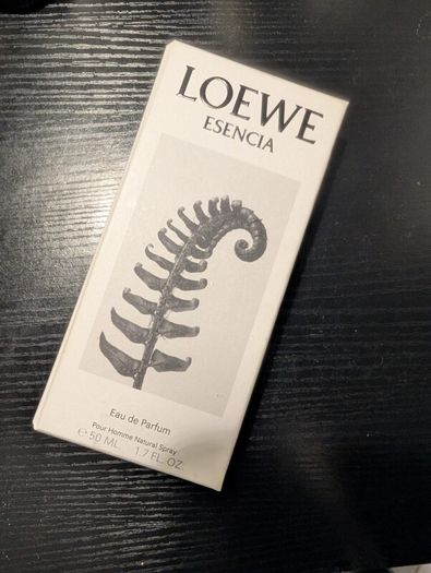 Loewe Esencia Eau de Parfum