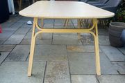 Dining room table