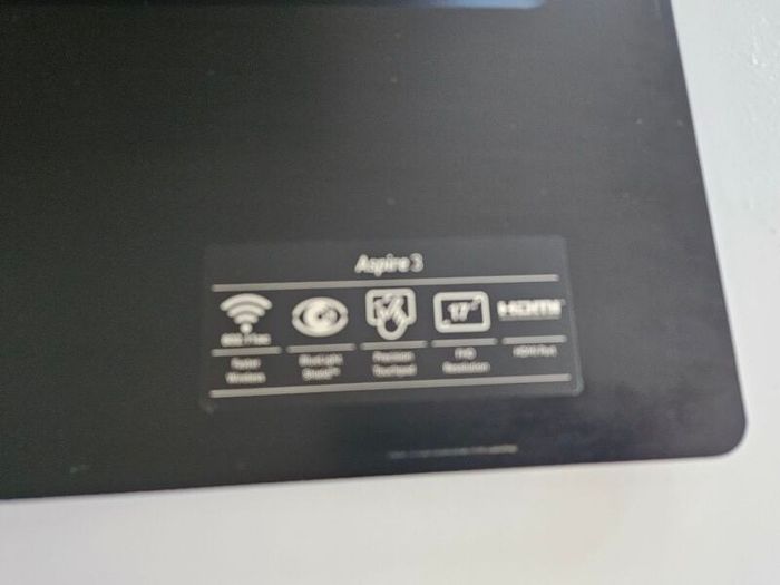 Acer Aspire 3 , Screen 17'