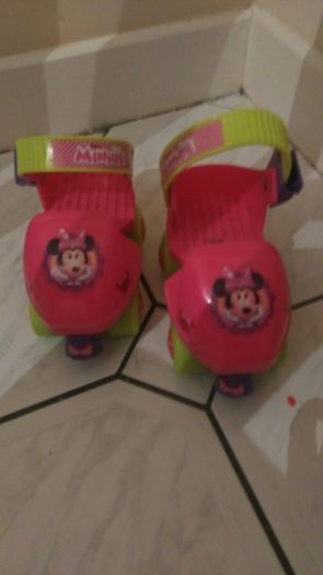 Adjustable  Minnie Mouse Beginner Rollerskates