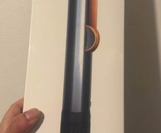 Dyson airstrait