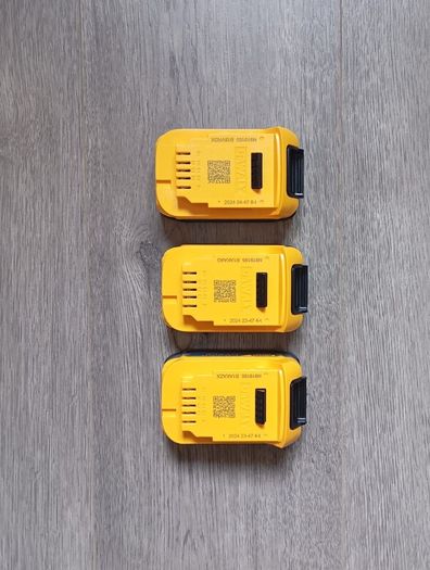 DeWalt Fast Charger (New)