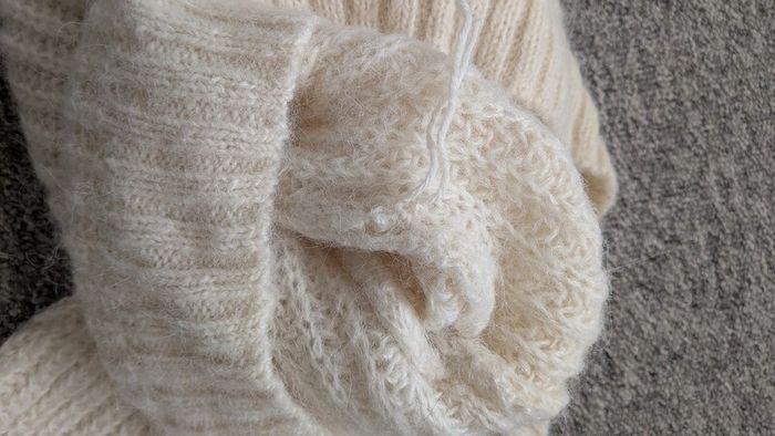 H&M Premium Wool Jumper (XS/S)