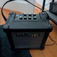 Roland Micro Cube GX Guitar Amp