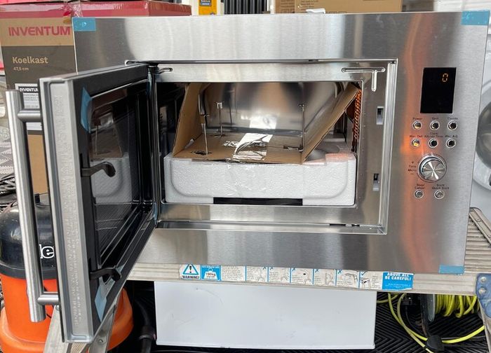 Built-In Microwave 900W German Quality PKM Brand New