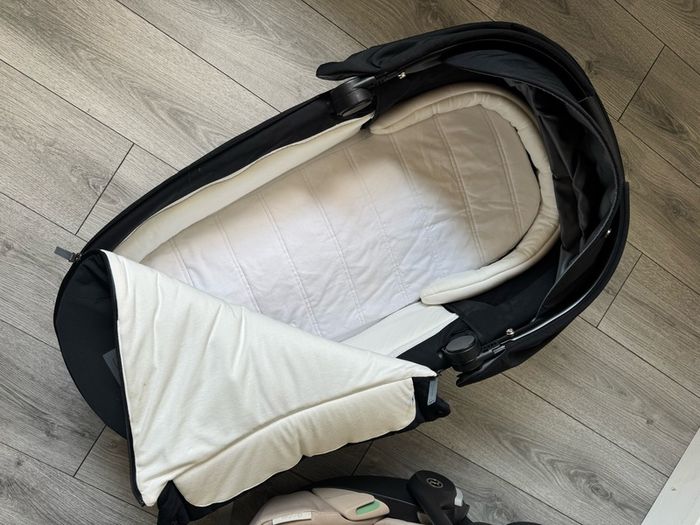 Cybex Priam Travel System