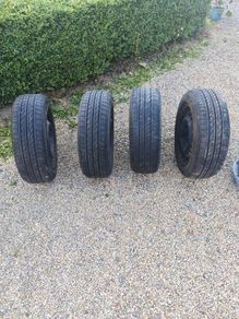 4 wheels with great quality Yokohama tires( 90%)