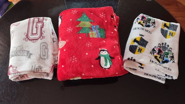 3 x Fleece Blankets Festive Christmas Harry Potter Hogwarts