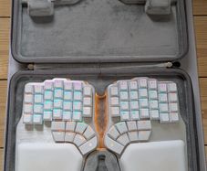 Dygma Defy Wireless Split Ortholinear Mechanical Keyboard
