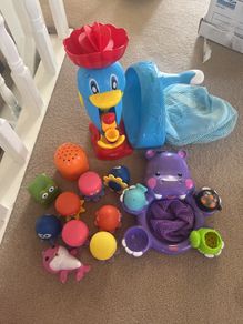 Bath toys