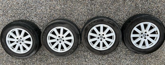 4x Audi Q7 18" Alloy Wheels, Genuine Original from 2017 model