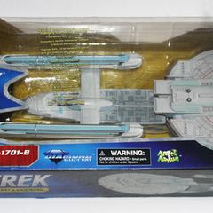 U.S.S Enterprise NCC-1701-B STAR TREK Starship Legends Diamond Select