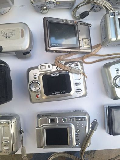 Joblot of digital cameras