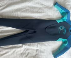 wetsuit