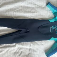 wetsuit