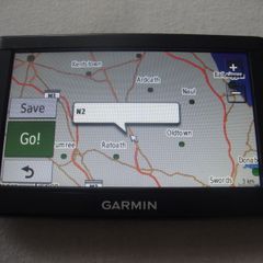 sat nav gps Garmin nuvi 52LM , UK Ireland 2025 Lifetime, 5 inch