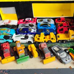 94 diecast cars hotwheels corgi matchbox etc