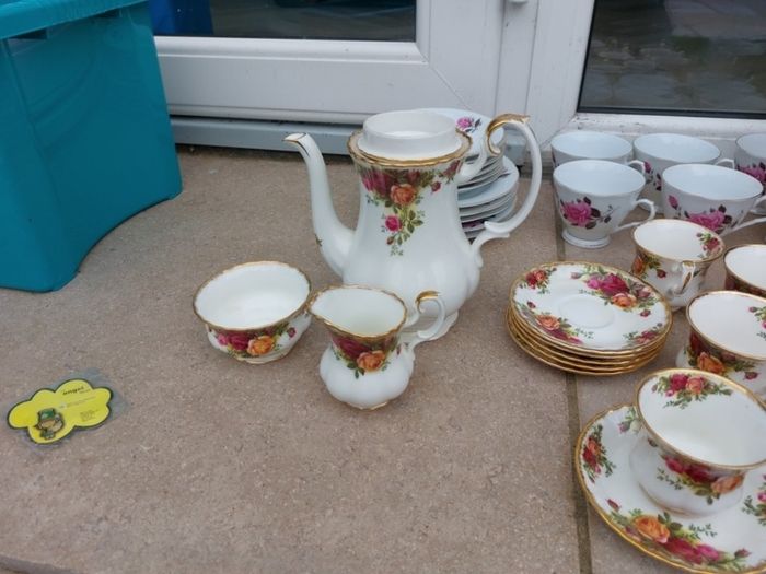 royal albert old country roses