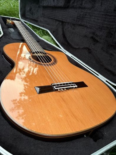 Cordoba C7-CE Classical Electro-Acoustic Guitar + Hard Case
