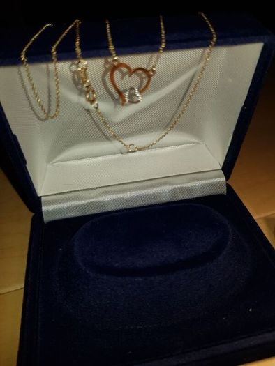 9 ct gold necklace