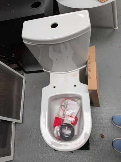 Fully Back to Wall Toilet & Fittings + Seat