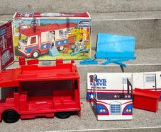 Rare 1973 Original Evel Knievel Scramble Van Ideal Toy Corp., and accessories