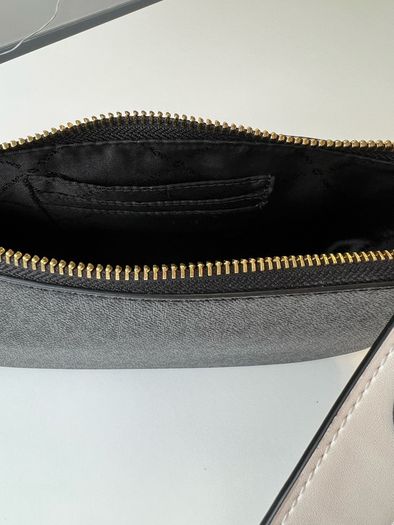 Perfect gift Michael Kors bag with ALL brand NEW accessories