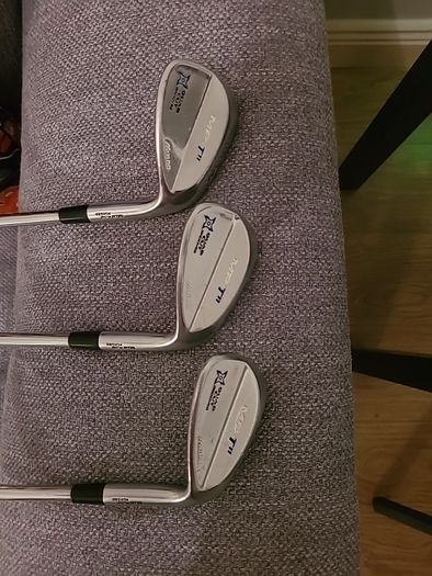 Mizuno wedges and Taylormade drivers