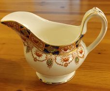 Vintage Arklow Pottery Gravy Boat - 1940s Irish Pottery Pattern 812