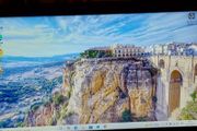 Toshiba Satellite C850-1C0, 15.6 inch laptop, 4GB Ram, Intel Celeron CPU B830 1.8GHz, 580GB HDD, Windows 10, Microsoft Edge, Chrome