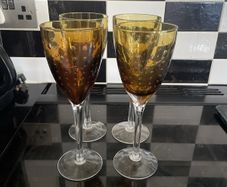 Wine glasses set of 4